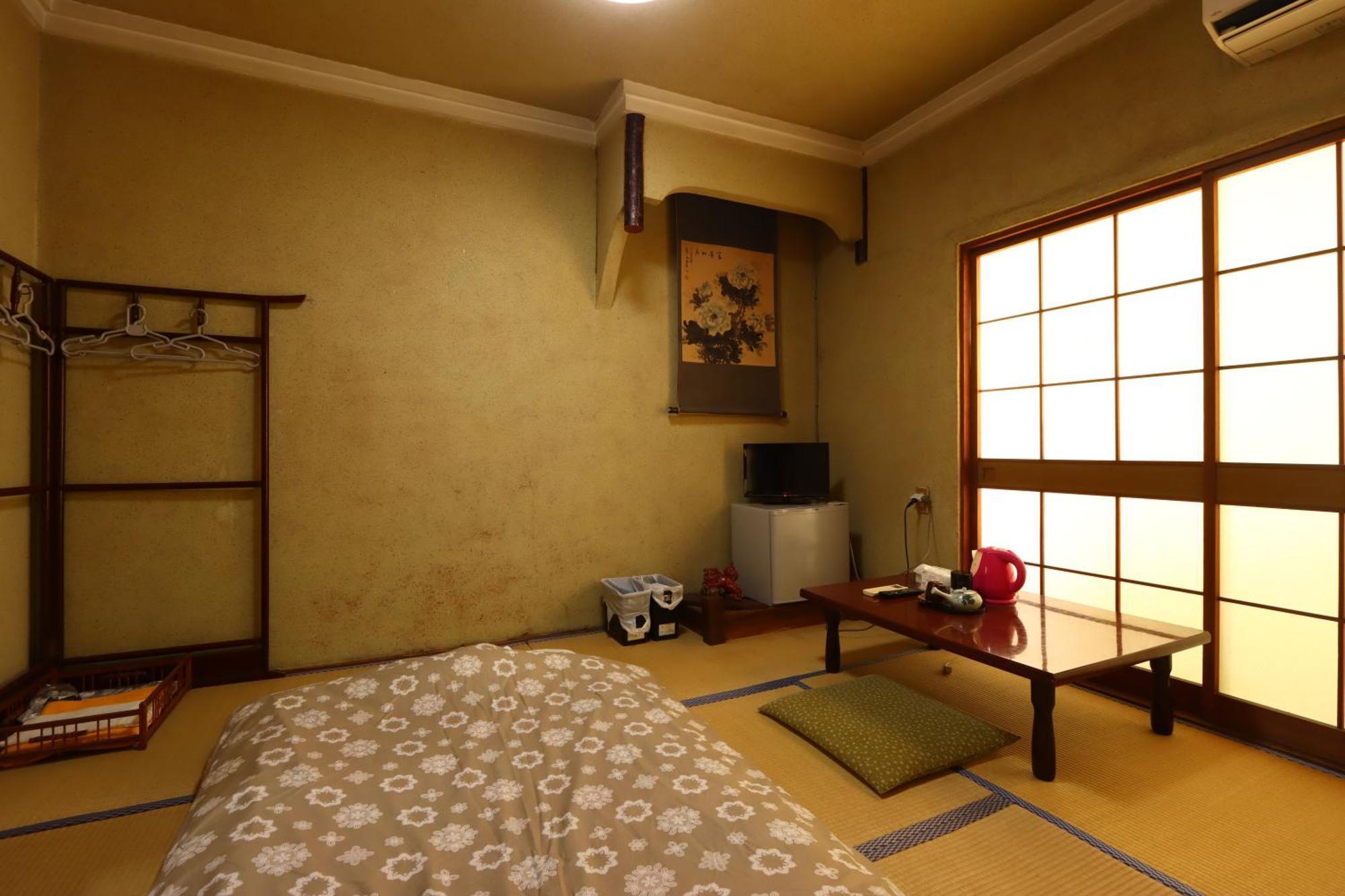 Hotel Kenrokuen à Nobeoka Extérieur photo